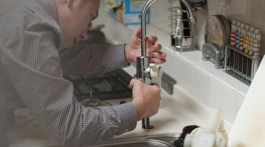 Local water heater installation in Malone, FL